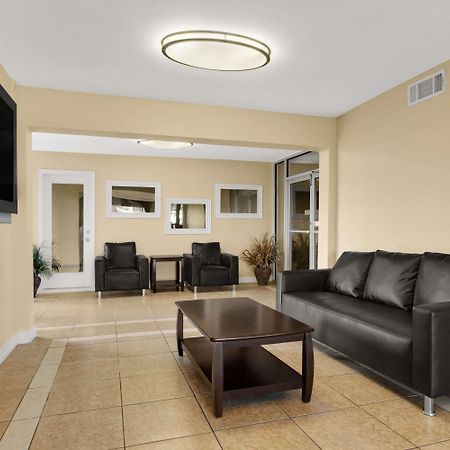 Super 8 By Wyndham Fort Worth Tx מראה פנימי תמונה