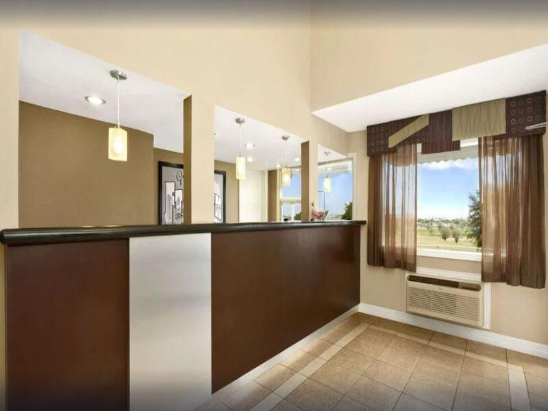 Super 8 By Wyndham Fort Worth Tx מראה חיצוני תמונה